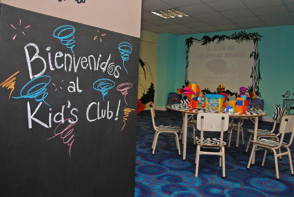 Howard Johnson Plaza Resort & Casino Mayorazgo Parana Exterior photo A children's club at a hotel